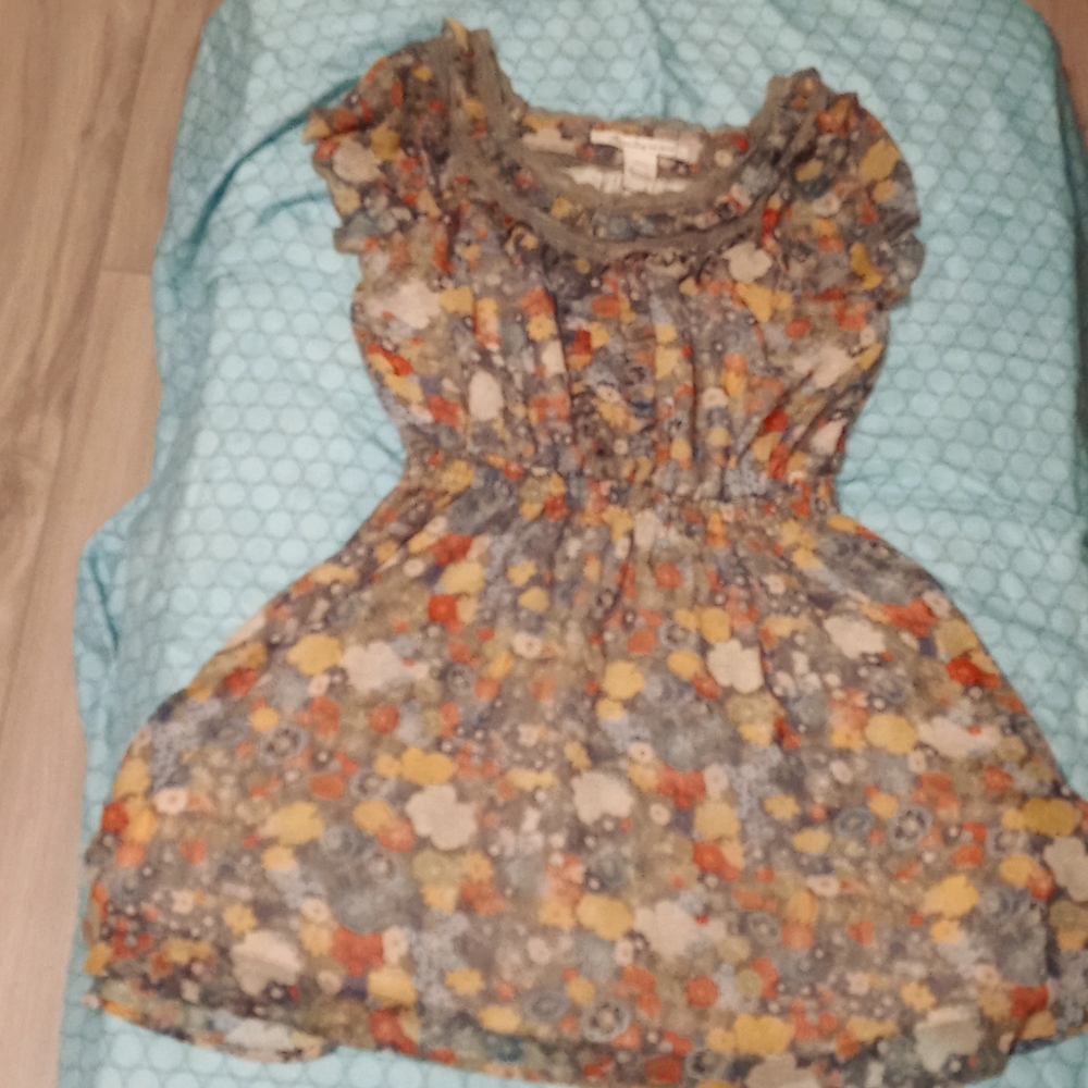 Pretty lightweight floral dress